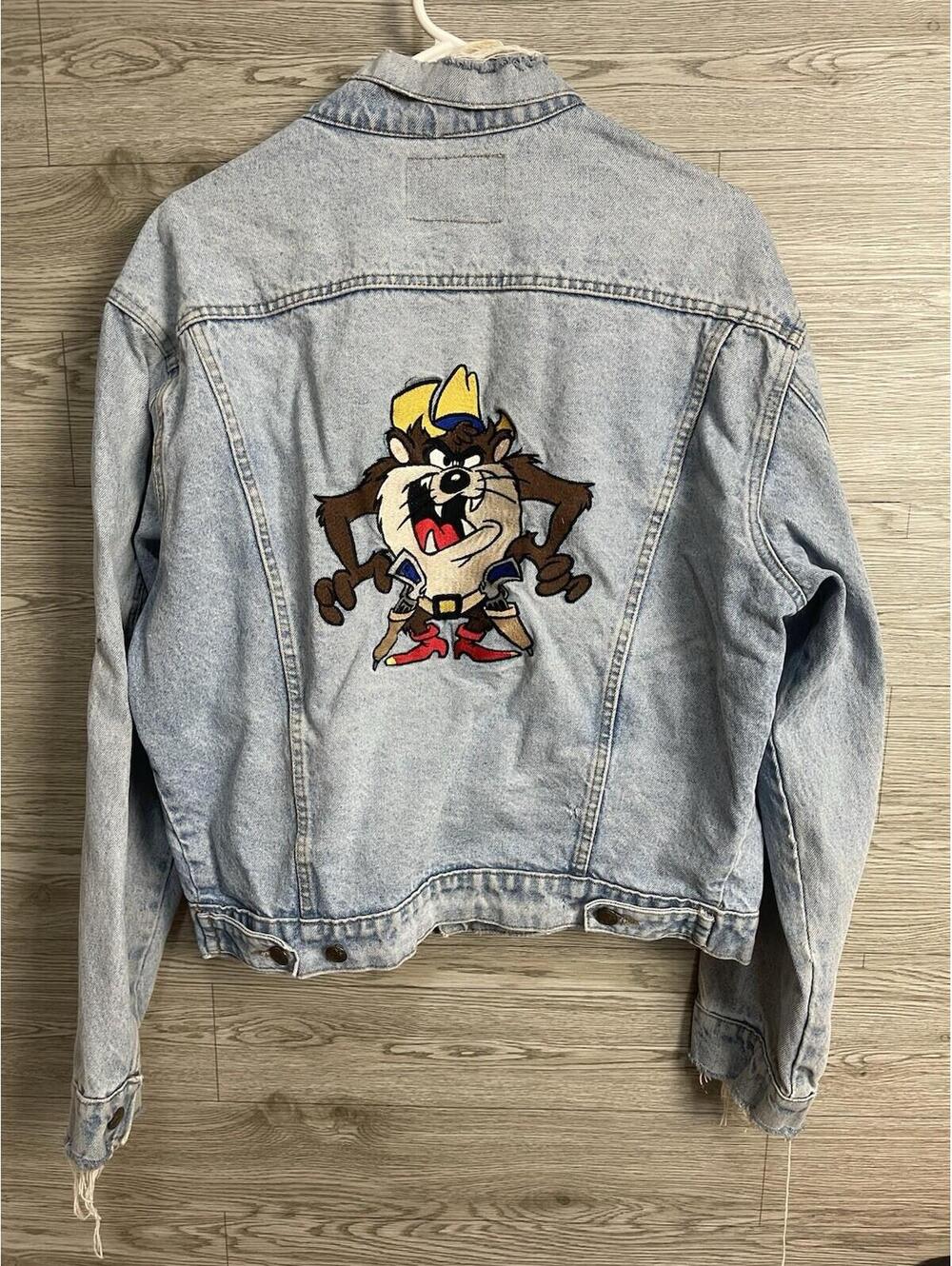 Vintage 90s Looney Tunes Taz Warner Bros Denim Trucker Jacket Western Thrashed L